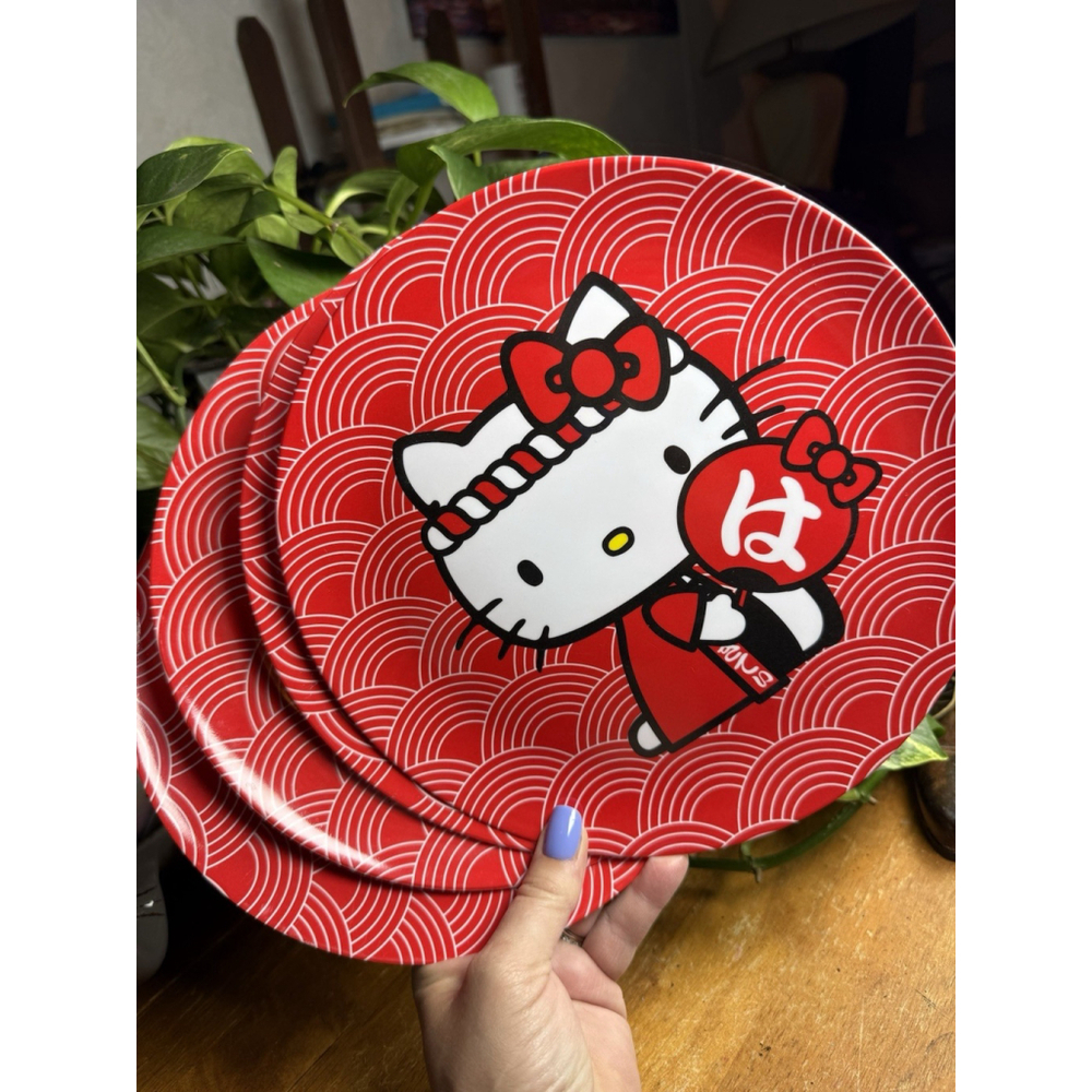 FOUR Hello Kitty Omatsuri Festival World Market Sanrio Red Plastic Plates 2019